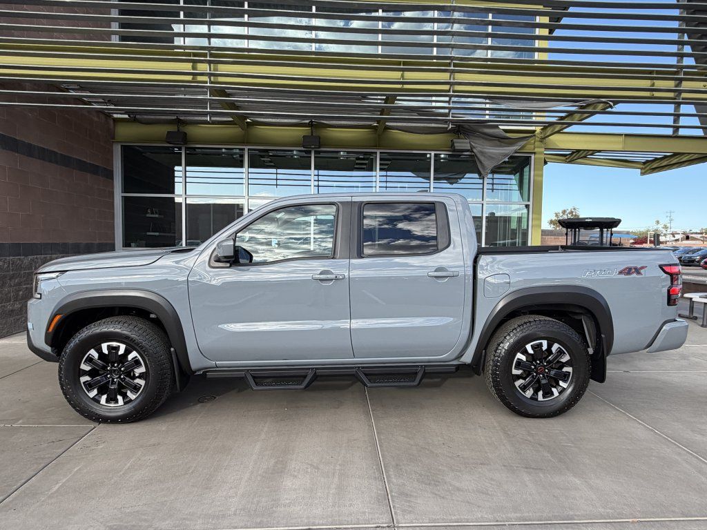 Used 2024 Nissan Frontier PRO-4X w/ Off-Road Protection Package AWD/4WD image 7