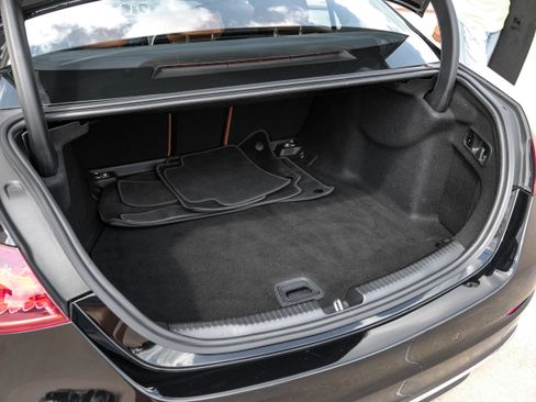 Used 2022 Mercedes-Benz C 300 Sedan w/ Exclusive Trim Package image 54