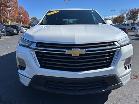 Used 2023 Chevrolet Traverse High Country image 2