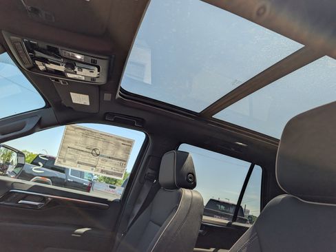 New 2026 Chevrolet Tahoe Premier RWD image 19