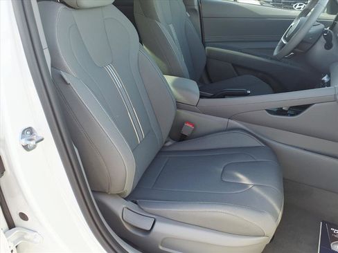 New 2026 Hyundai Elantra Sport image 7