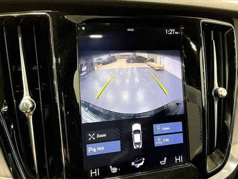 Used 2019 Volvo S60 T5 Momentum w/ Premium Package image 22