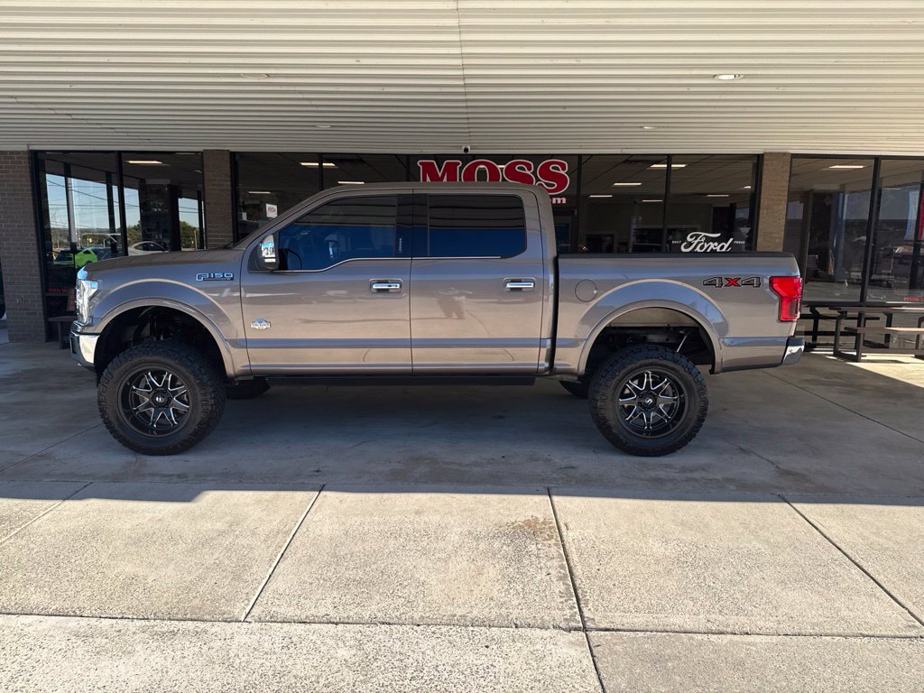 Used 2019 Ford F150 King Ranch w/ Equipment Group 601A Luxury AWD/4WD image 7