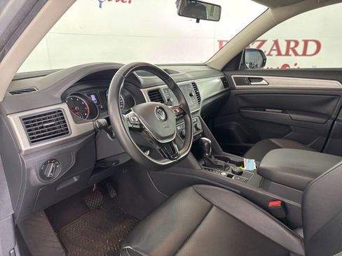 Used 2019 Volkswagen Atlas SE w/ Towing Package image 12