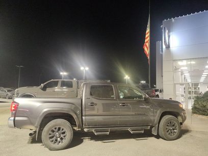 Used 2022 Toyota Tacoma SR5
