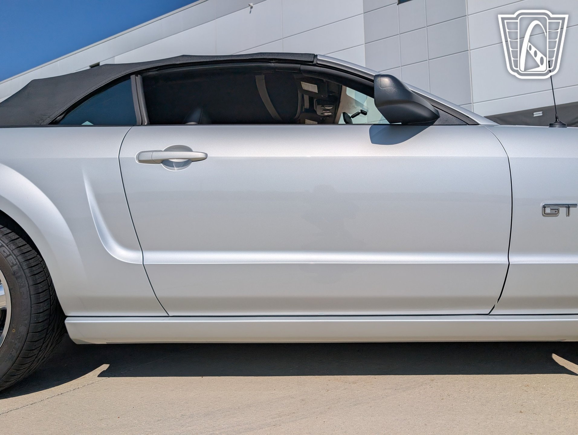 Used 2005 Ford Mustang GT RWD image 39