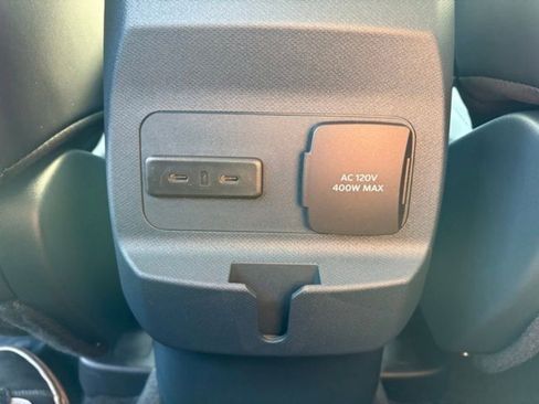 New 2025 Ford Maverick Lariat w/ Black Appearance Package AWD/4WD image 40