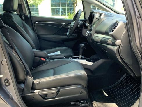 Used 2018 Honda Fit EX image 32