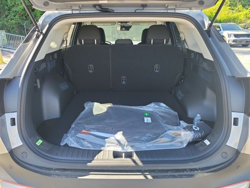 New 2026 Kia Sportage LX FWD image 9