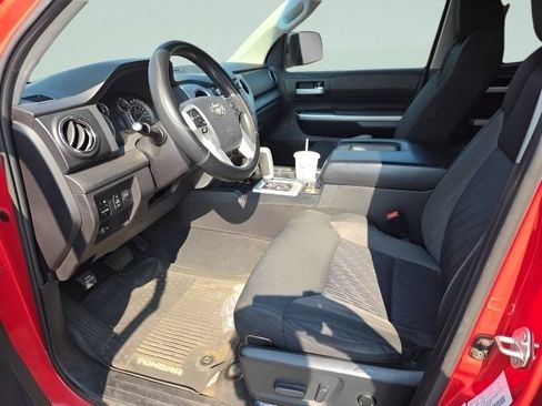 Used 2016 Toyota Tundra SR5 w/ SR5 Upgrade Package AWD/4WD image 14