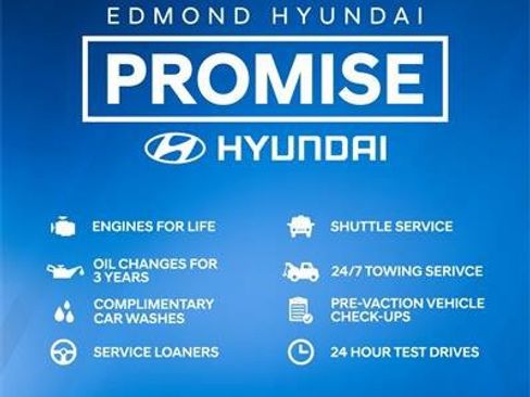 Used 2019 Chevrolet Traverse Premier w/ Driver Confidence II Package FWD image 1