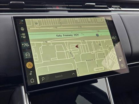 New 2025 Land Rover Range Rover SE image 14