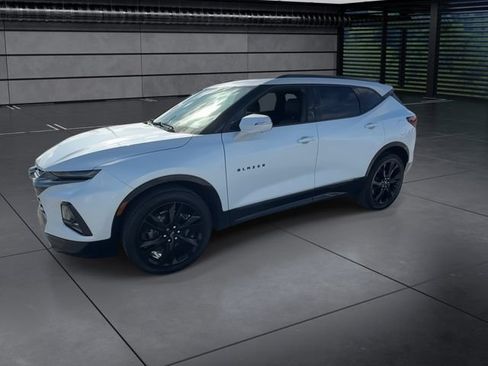 Used 2021 Chevrolet Blazer RS w/ Enhanced Convenience Package FWD image 4