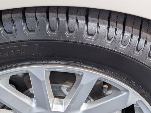 Used 2012 Cadillac CTS Luxury image 11