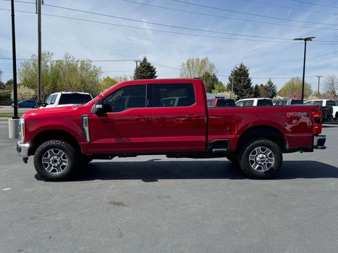 Used 2023 Ford F250 Lariat w/ FX4 Off-Road Package AWD/4WD image 4