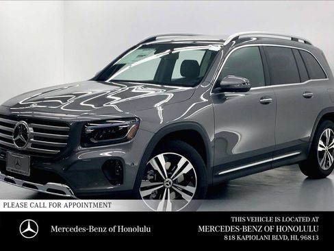Used 2026 Mercedes-Benz GLB 250 image 1