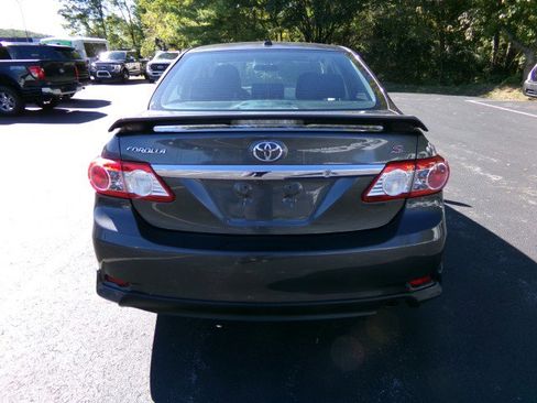 Used 2013 Toyota Corolla S w/ Premium Pkg image 9