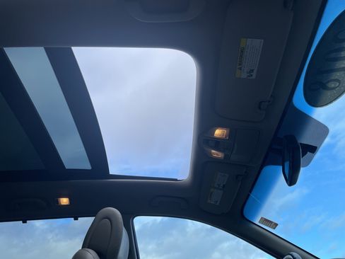 Used 2018 Hyundai Santa Fe Sport w/ 2.4L Tech Package 04 image 17