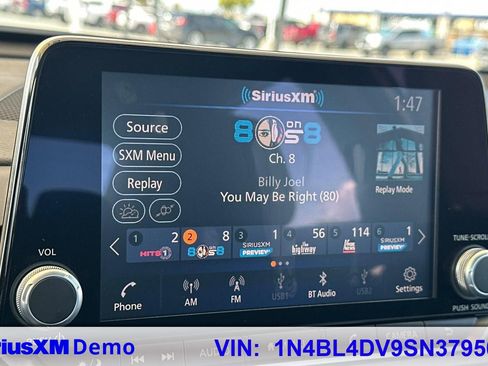 Used 2025 Nissan Altima 2.5 SV FWD image 27