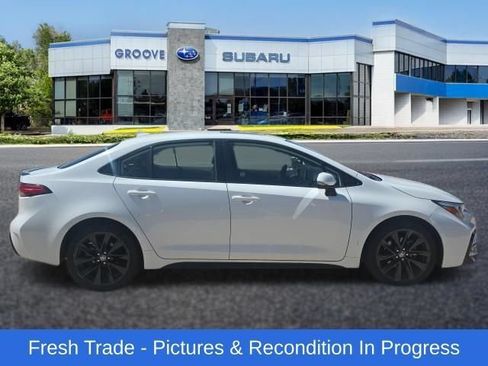 Used 2024 Toyota Corolla XSE FWD image 7