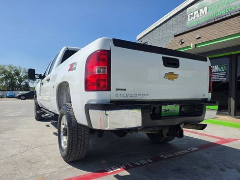 Used 2012 Chevrolet Silverado 2500 LT w/ Interior Plus Package AWD/4WD image 9