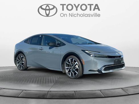 Used 2024 Toyota Prius Prime Premium w/ Advanced Technology Package FWD image 7