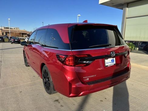 Certified 2025 Honda Odyssey Sport-L image 7