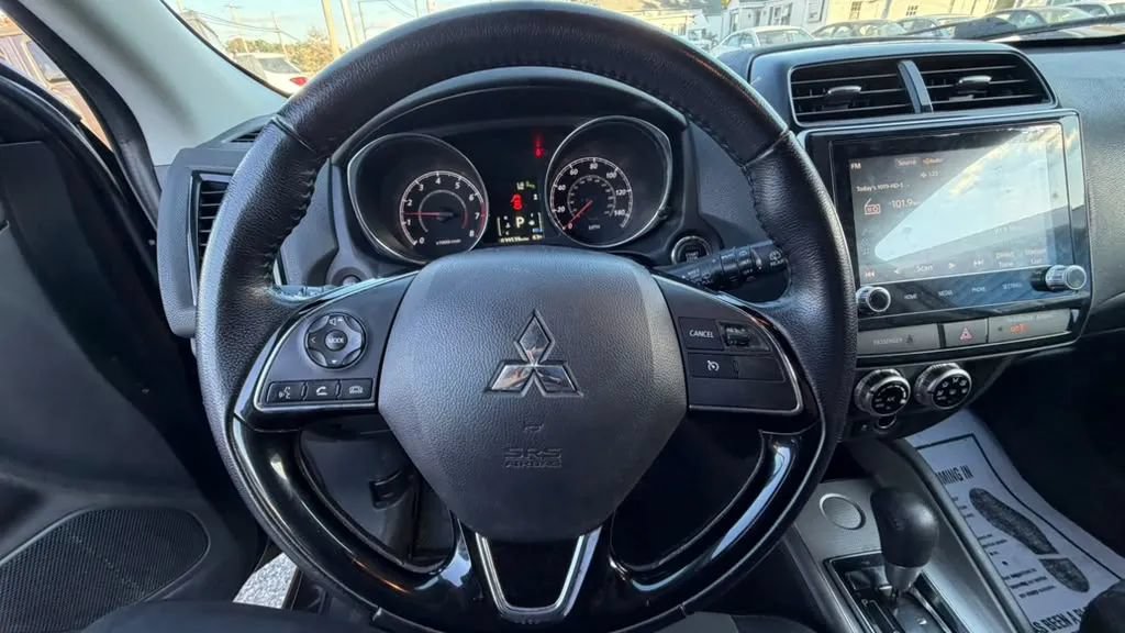 Used 2022 Mitsubishi Outlander Sport SE FWD image 20