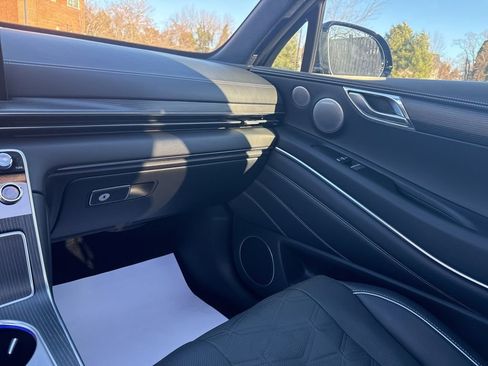 Certified 2025 Genesis GV80 3.5T image 20