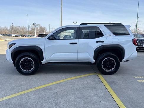 Used 2025 Toyota 4Runner TRD Off-Road image 11