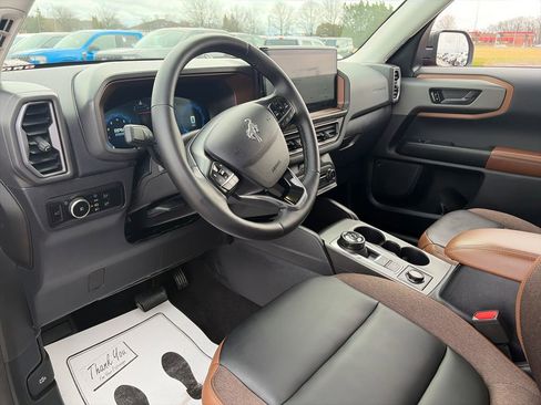 Used 2025 Ford Bronco Sport Outer Banks w/ Outer Banks Tech Package+ image 17