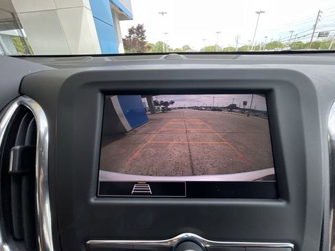Certified 2022 Chevrolet Equinox LT FWD image 14