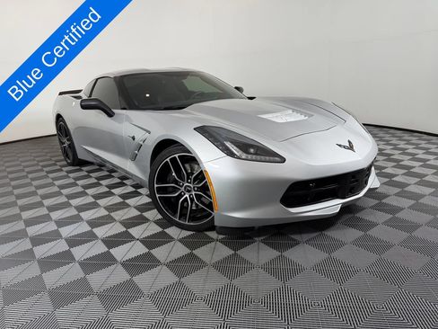 Used 2019 Chevrolet Corvette Stingray Coupe RWD image 1