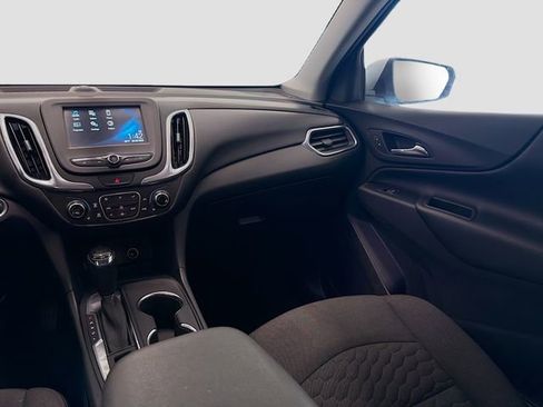 Used 2018 Chevrolet Equinox LT image 20
