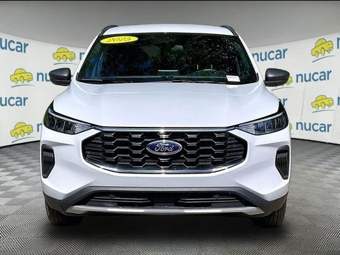 Used 2025 Ford Escape ST-Line AWD/4WD image 2