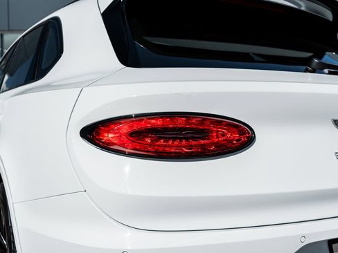Certified 2023 Bentley Bentayga Speed image 12