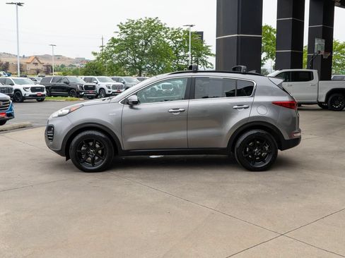 Used 2018 Kia Sportage EX w/ EX Technology Package AWD/4WD image 4