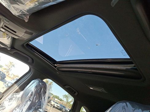 New 2025 MAZDA CX-5 Signature image 10