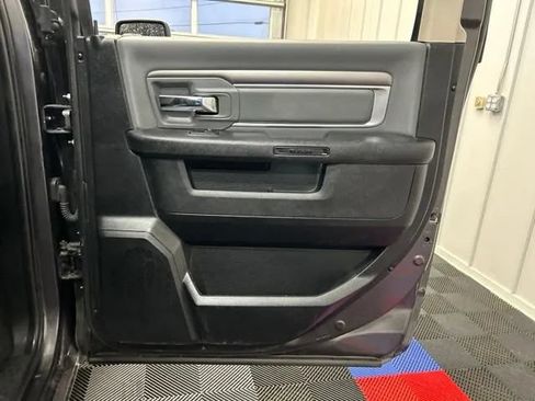 Used 2023 RAM 1500 Classic SLT w/ Protection Group AWD/4WD image 14