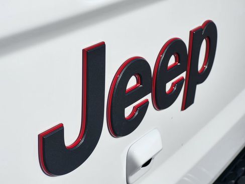 New 2026 Jeep Gladiator Rubicon image 11