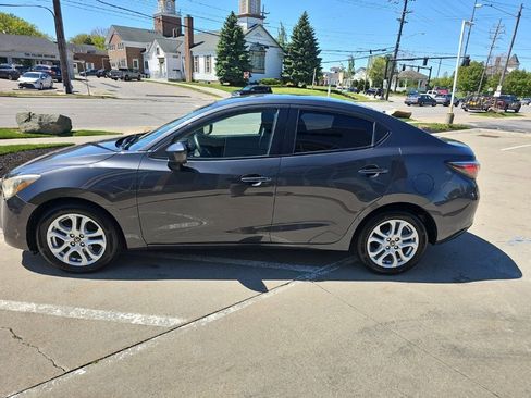 Used 2018 Toyota Yaris iA FWD image 8