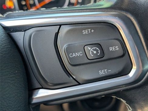 Used 2020 Jeep Wrangler Unlimited Sahara AWD/4WD image 49