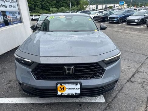 Used 2023 Honda Accord Sport image 7