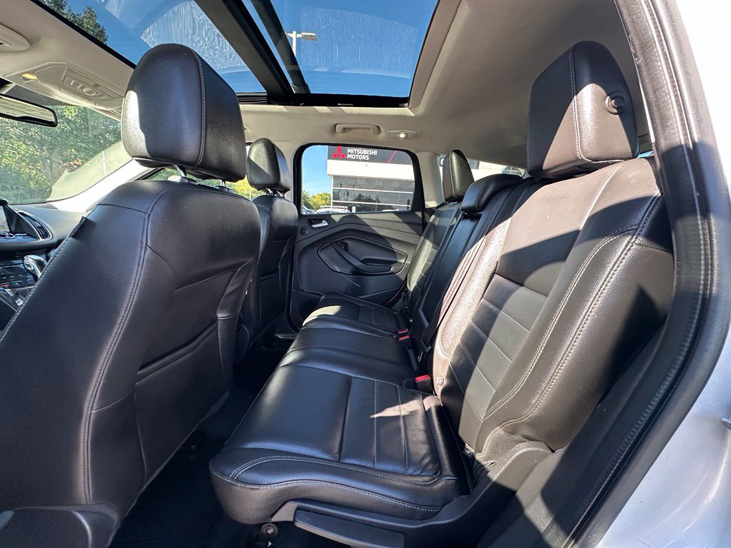 Used 2015 Ford Escape Titanium AWD/4WD image 16