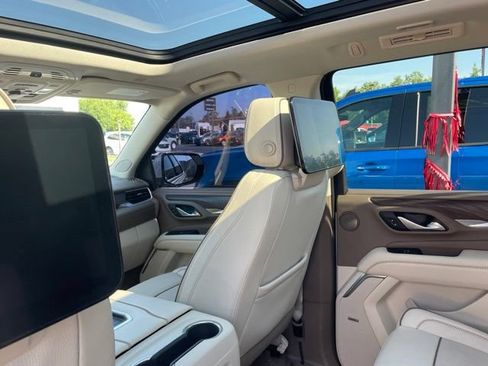 Used 2023 GMC Yukon Denali w/ Denali Reserve Package AWD/4WD image 10
