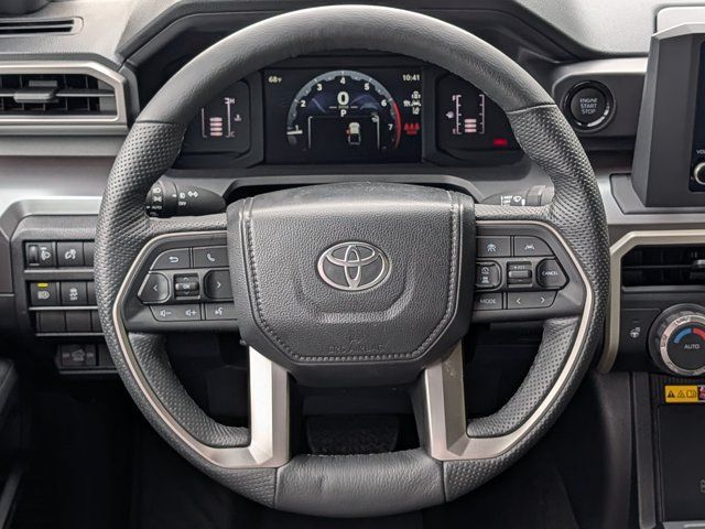 Used 2025 Toyota Tacoma SR5 AWD/4WD image 20