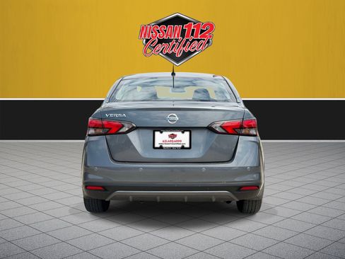 Used 2022 Nissan Versa S w/ Trunk Package FWD image 7