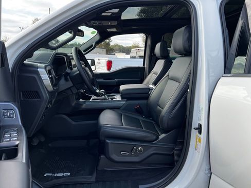 New 2025 Ford F150 Lariat w/ Equipment Group 502A High image 12