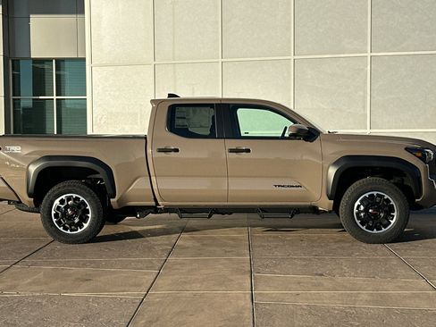 New 2026 Toyota Tacoma TRD Off-Road image 3