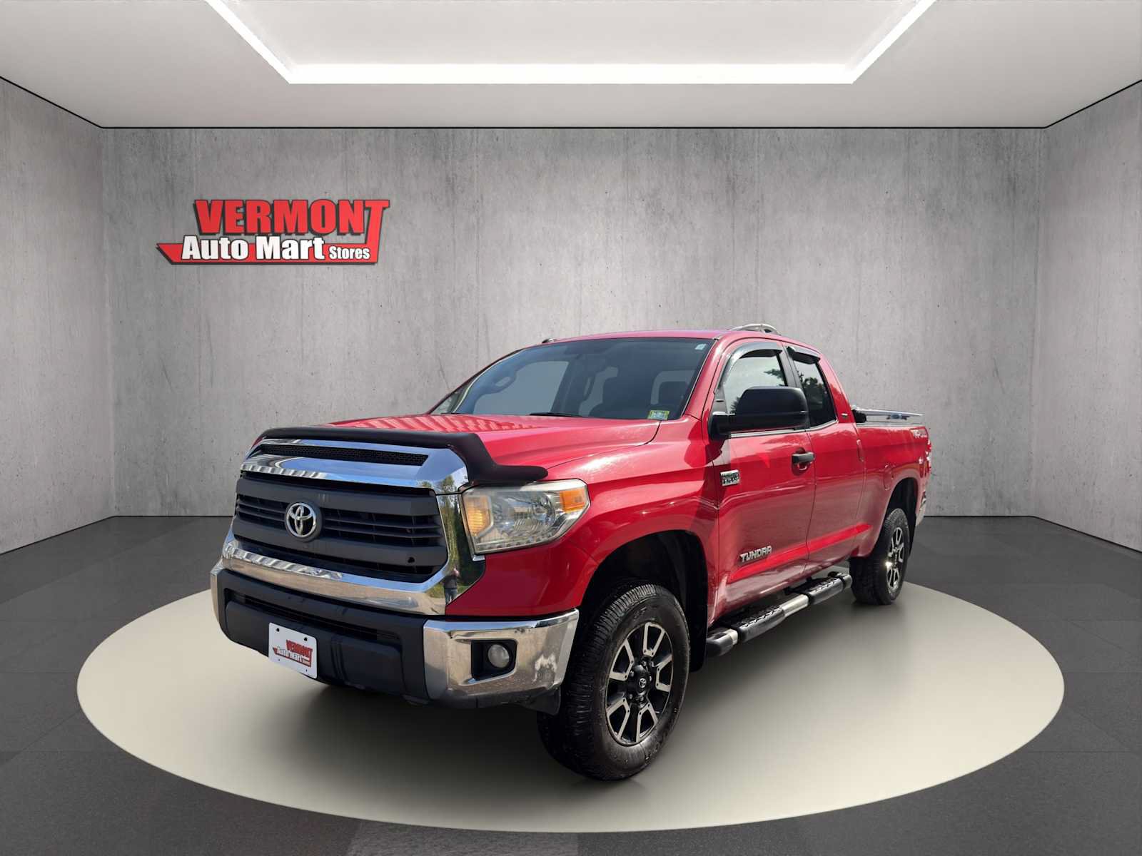 Used 2014 Toyota Tundra SR5 w/ TRD Off Road Package AWD/4WD image 4